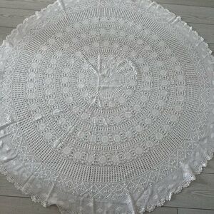 White Round Crochet Tablecloth